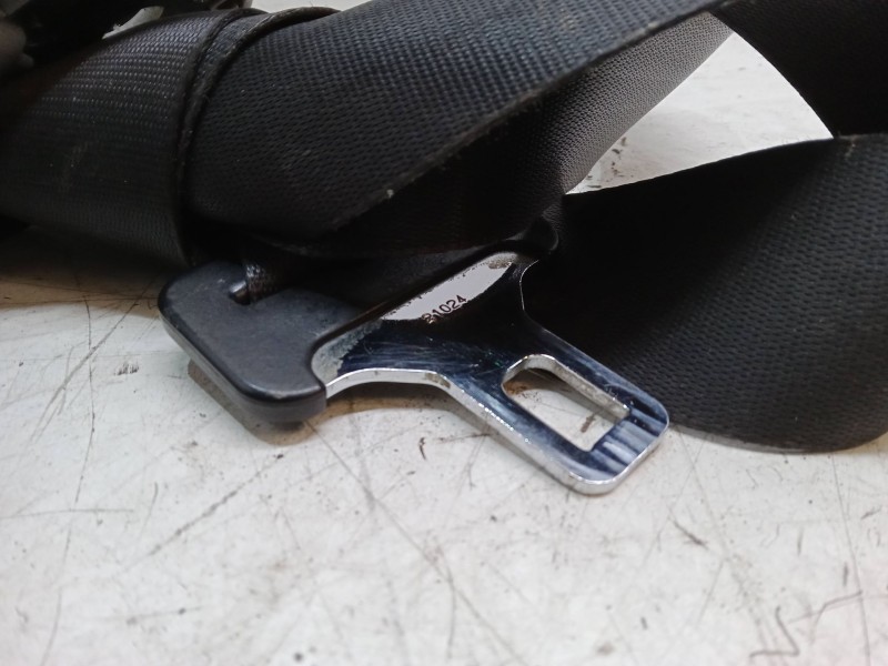 Recambio de cinturon seguridad delantero izquierdo para mitsubishi carisma (da_) 1.6 (da1a) referencia OEM IAM   