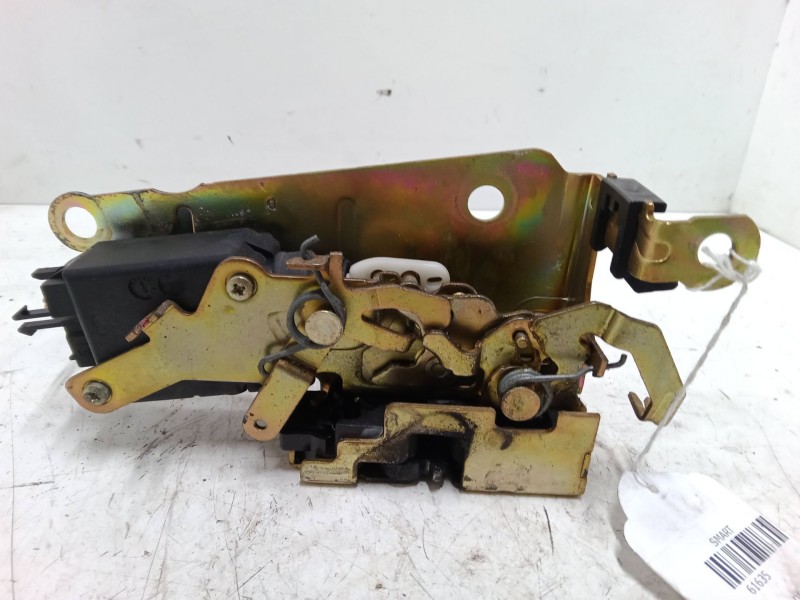 Recambio de cerradura puerta delantera derecha para micro compact car smart referencia OEM IAM   