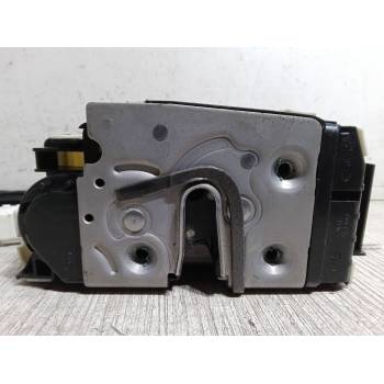 CERRADURA PUERTA DELANTERA IZQUIERDA A1727600140 