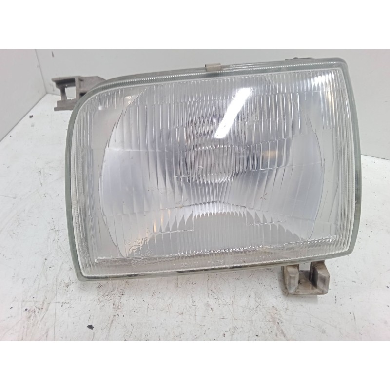 Recambio de faro izquierdo para nissan pick up (d22) 2.5 td 4wd referencia OEM IAM   