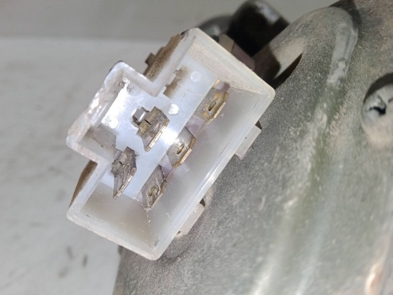 Recambio de motor limpia delantero para nissan pick up (d22) 2.5 td 4wd referencia OEM IAM   