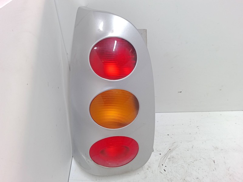 Recambio de piloto trasero derecho para micro compact car smart referencia OEM IAM   