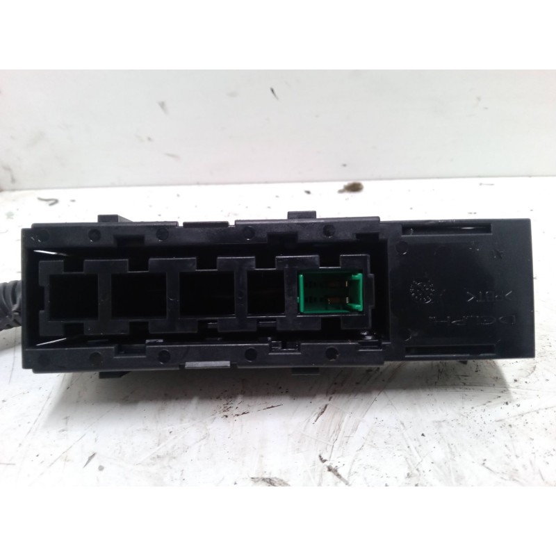 Recambio de anclaje cinturon delantero izquierdo para opel corsa c (x01) 1.2 (f08, f68) referencia OEM IAM   