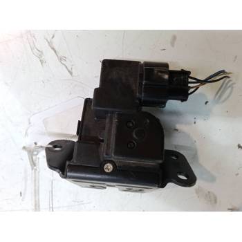 CERRADURA MALETERO / PORTON 