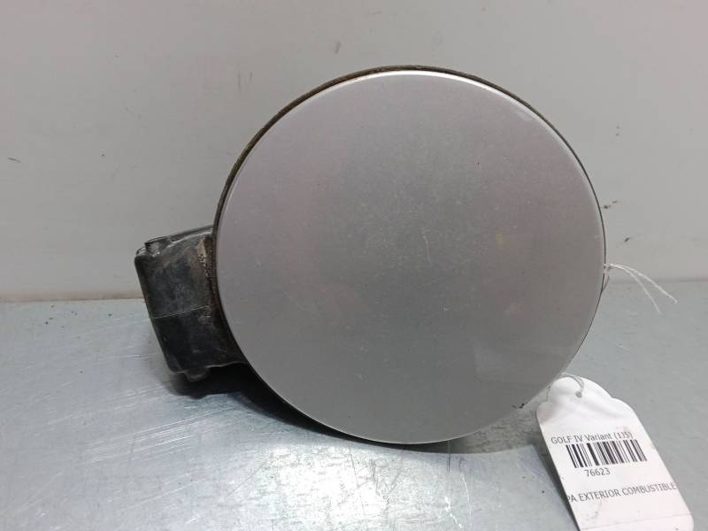 TAPA EXTERIOR COMBUSTIBLE 