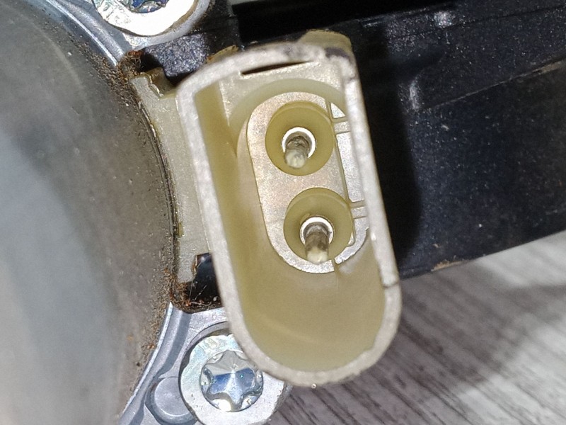 Recambio de elevalunas electrico delantero izquierdo para ford fiesta v (jh_, jd_) 1.4 tdci referencia OEM IAM    Recambio de elevalunas electrico delantero izquierdo para ford fiesta v (jh_, jd_) 1.4 tdci referencia OEM IAM