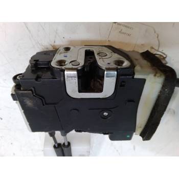 CERRADURA PUERTA DELANTERA IZQUIERDA 