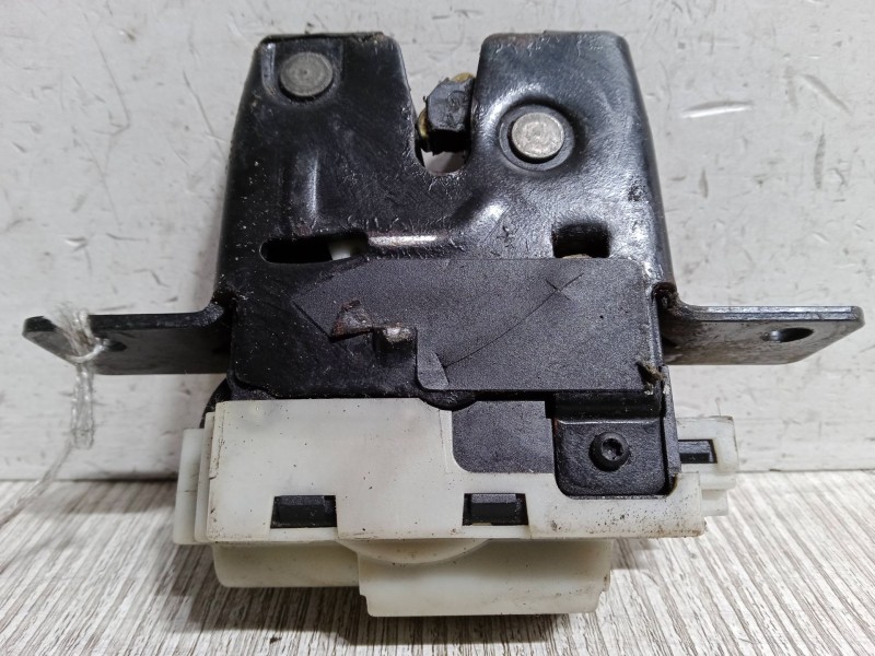 Recambio de cerradura maletero / porton para renault clio iii (br0/1, cr0/1) 1.5 dci (br0h, cr0h, cr1s, br1s) referencia OEM IAM