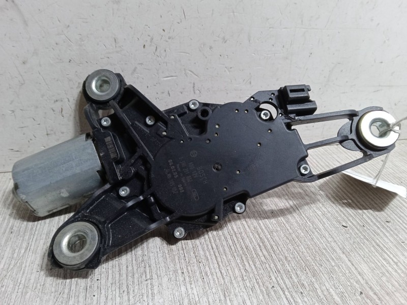 Recambio de motor limpia trasero para mitsubishi colt vi (z3_a, z2_a) 1.3 (z21a) referencia OEM IAM MN105052  