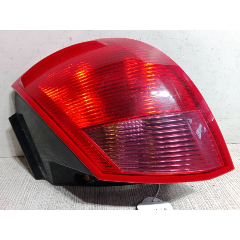 Recambio de piloto trasero derecho para mitsubishi colt vi (z3_a, z2_a) 1.3 (z21a) referencia OEM IAM MR957366  