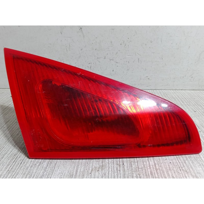 Recambio de piloto trasero porton izquierdo para mitsubishi colt vi (z3_a, z2_a) 1.3 (z21a) referencia OEM IAM MN105623  