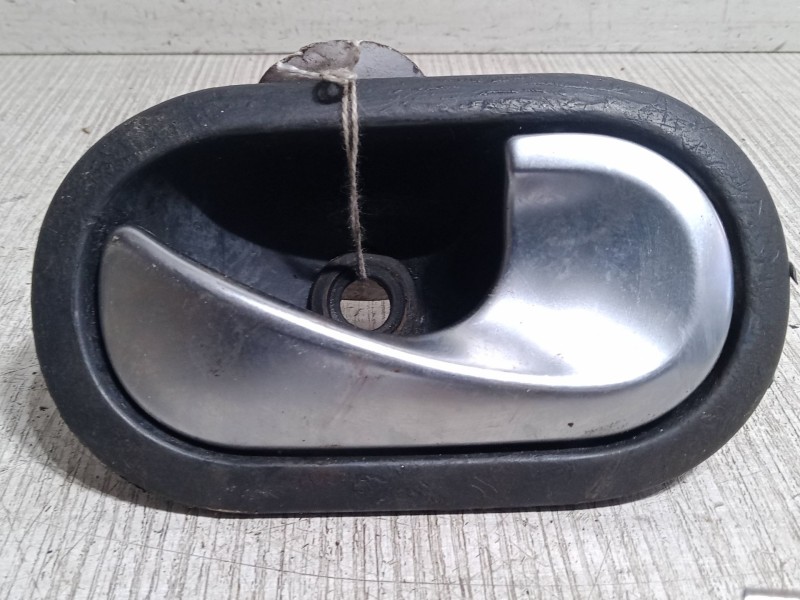 Recambio de maneta interior puerta delantera derecha para renault megane ii (bm0/1_, cm0/1_) 1.5 dci (bm02, bm13, bm2a, cm02, cm