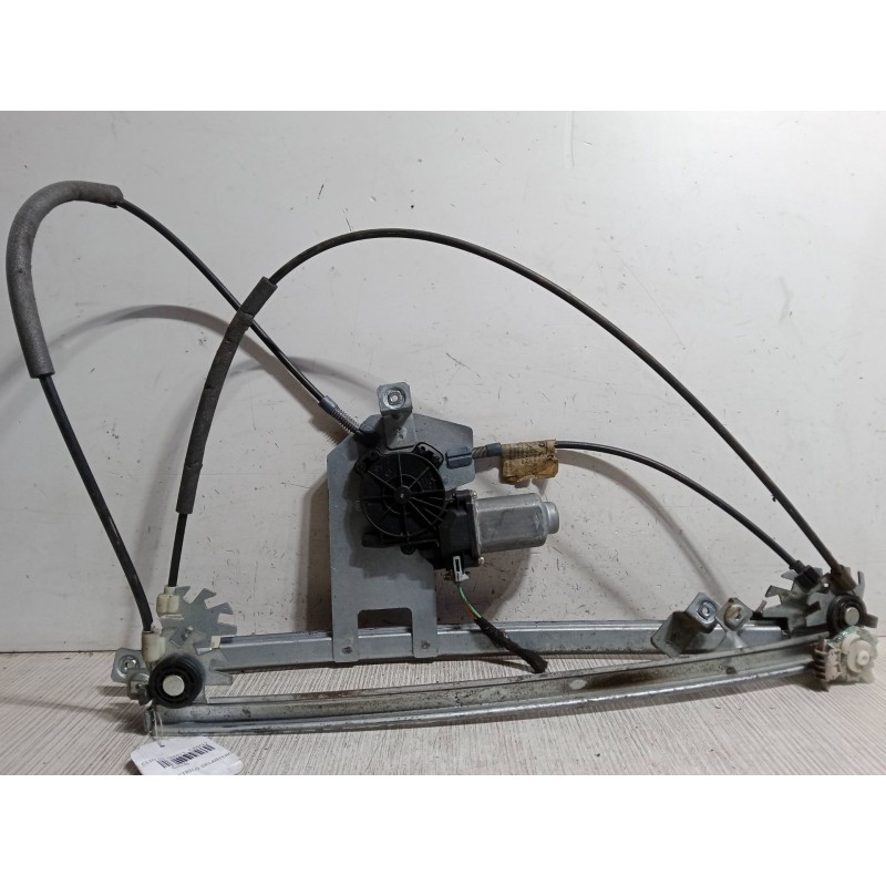 Recambio de elevalunas electrico delantero derecho para renault clio iii (br0/1, cr0/1) 1.5 dci (br0h, cr0h, cr1s, br1s) referen