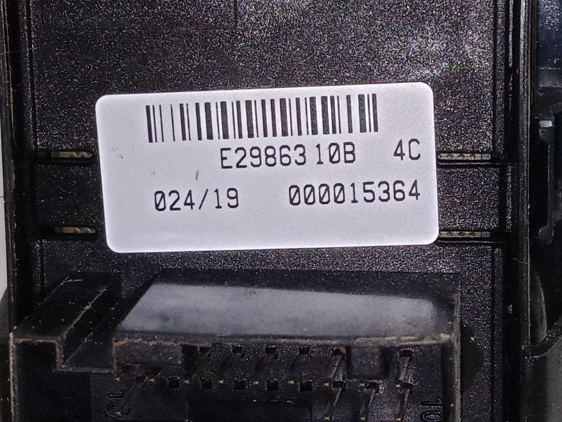 Recambio de mando elevalunas delantero izquierdo para peugeot expert tepee (vf3x_) 2.0 hdi 120 referencia OEM IAM E2986310B4C  