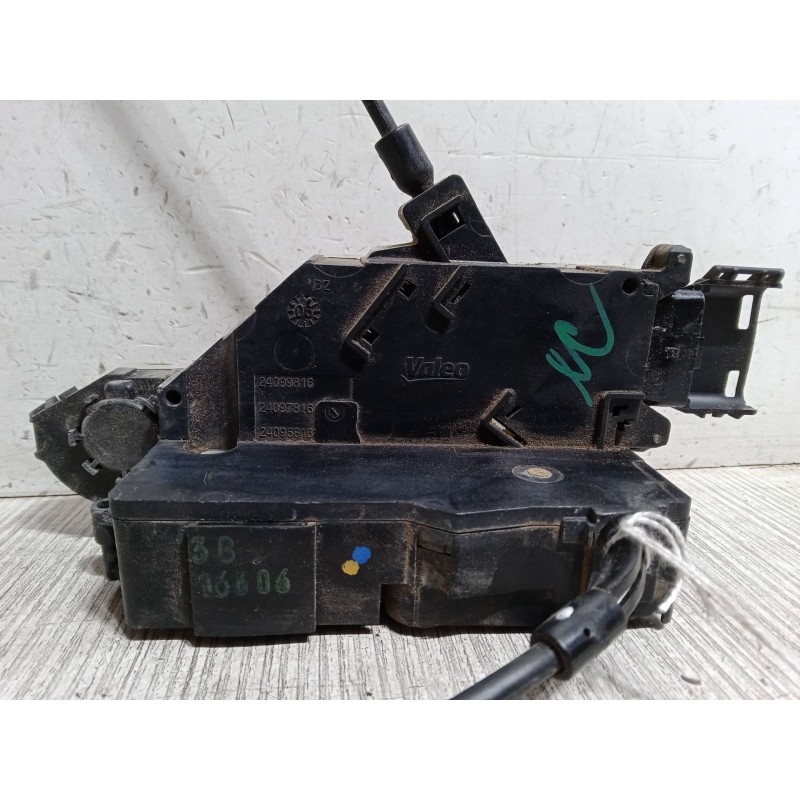 Recambio de cerradura puerta delantera derecha para peugeot 207/207+ (wa_, wc_) 1.4 referencia OEM IAM   