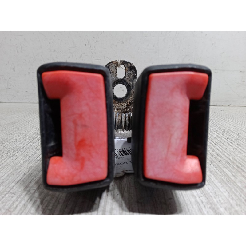 Recambio de anclaje cinturon trasero derecho para ford focus i (daw, dbw) 2.0 16v referencia OEM IAM   