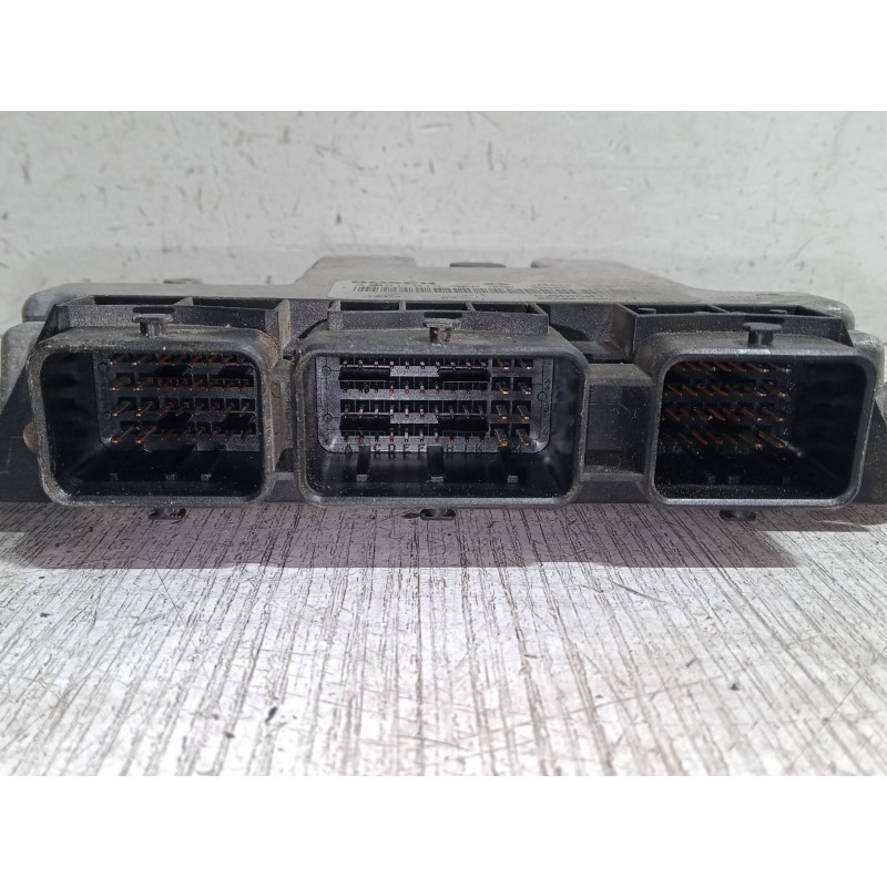 Recambio de centralita motor uce para renault megane ii station wagon (km0/1_) 1.9 dci referencia OEM IAM 0281013366  