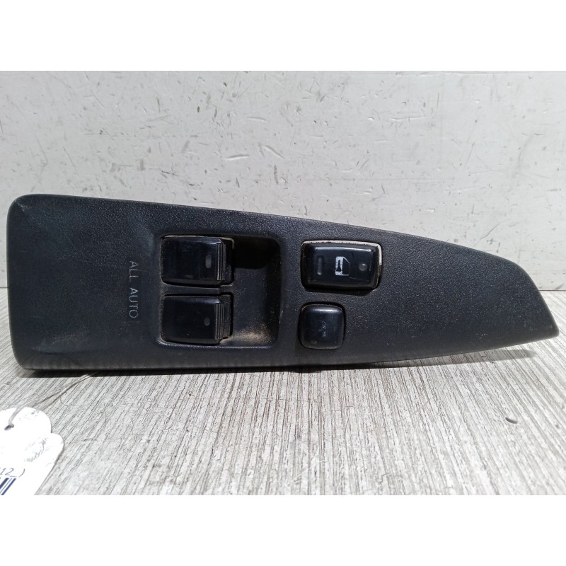 Recambio de mando elevalunas delantero izquierdo para toyota corolla verso (_e12_) 2.0 d-4d (cde120_) referencia OEM IAM   