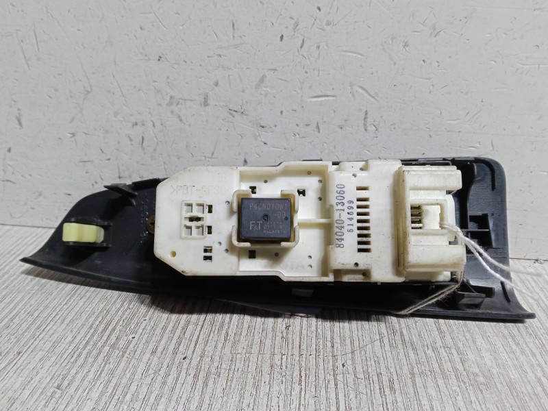 Recambio de mando elevalunas delantero izquierdo para toyota corolla verso (_e12_) 2.0 d-4d (cde120_) referencia OEM IAM   