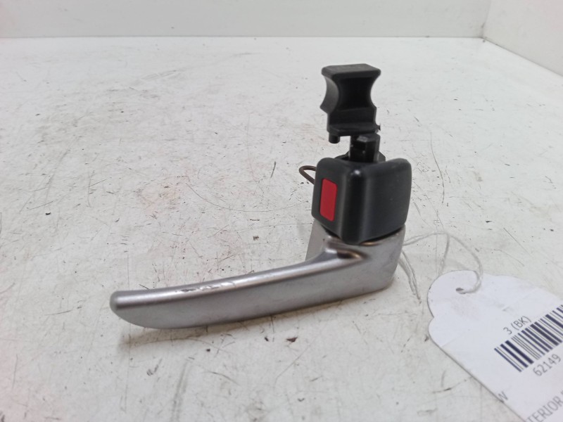 Recambio de maneta interior puerta delantera derecha para mazda 3 (bk) 2.0 mzr-cd (bk14) referencia OEM IAM   