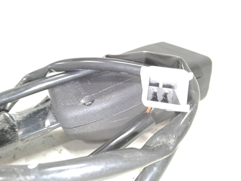 Recambio de anclaje cinturon delantero izquierdo para mazda 3 (bk) 2.0 mzr-cd (bk14) referencia OEM IAM   