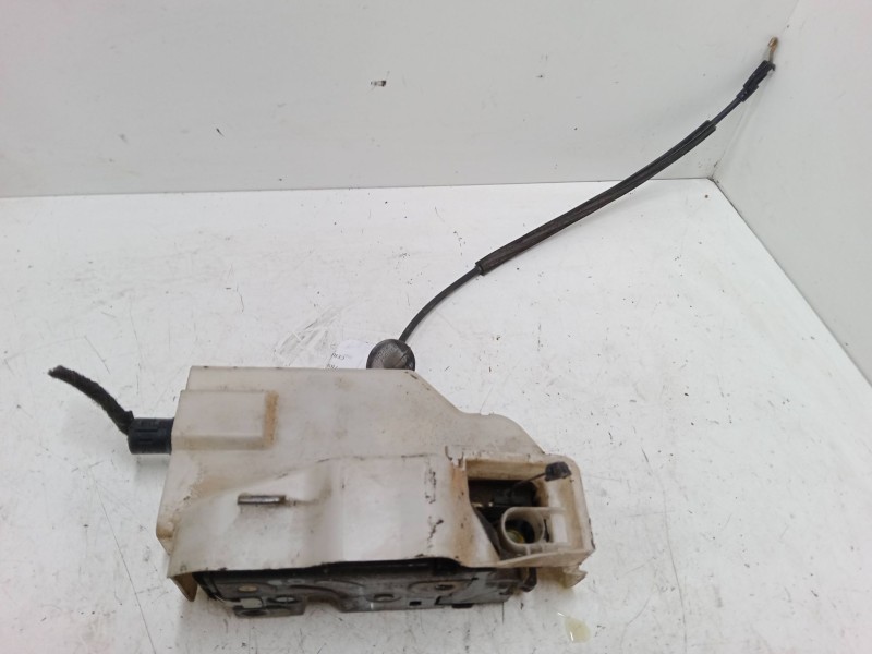 Recambio de cerradura puerta delantera izquierda para volkswagen touran (1t1, 1t2) 1.6 fsi referencia OEM IAM   