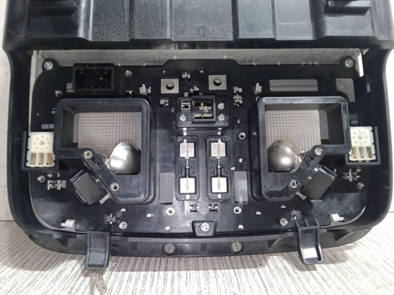 Recambio de luz interior delantera para hyundai ix35 (lm, el, elh) 1.7 crdi referencia OEM IAM   