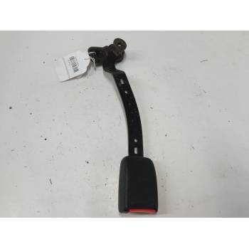 ANCLAJE CINTURON DELANTERO IZQUIERDO 