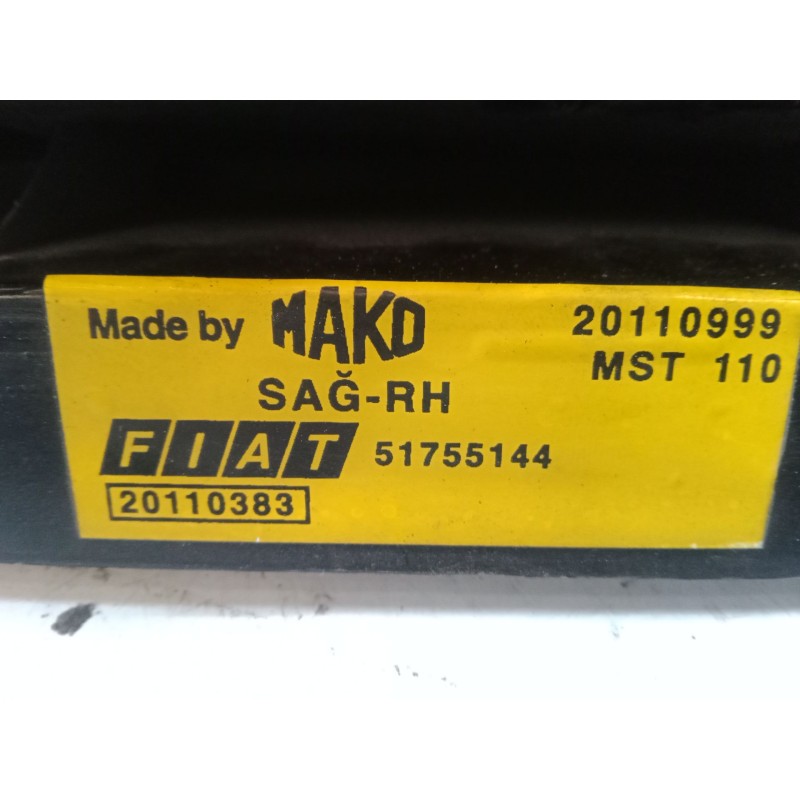 Recambio de piloto trasero derecho para fiat doblo furgoneta/monovolumen (223_) 1.3 d multijet referencia OEM IAM 51755144  