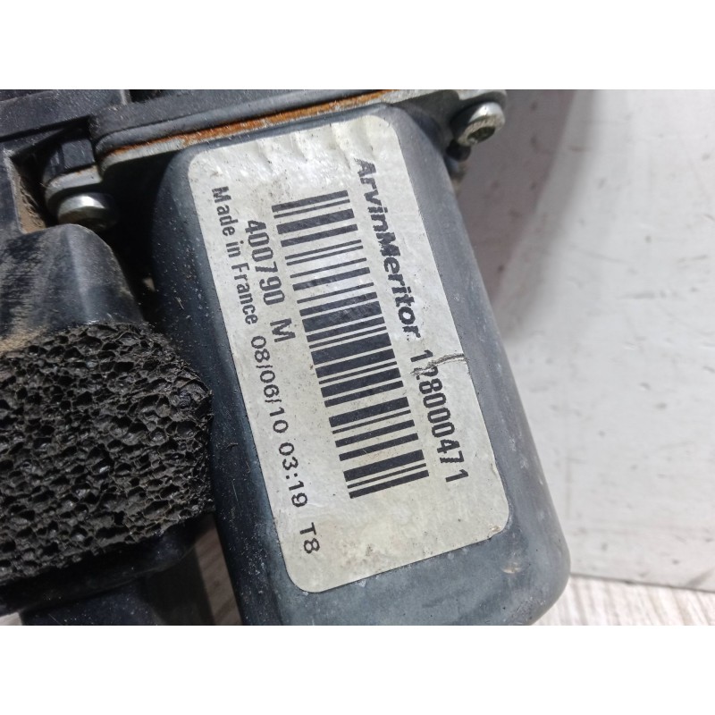 Recambio de elevalunas electrico delantero izquierdo para renault megane ii station wagon (km0/1_) 1.9 dci referencia OEM IAM   
