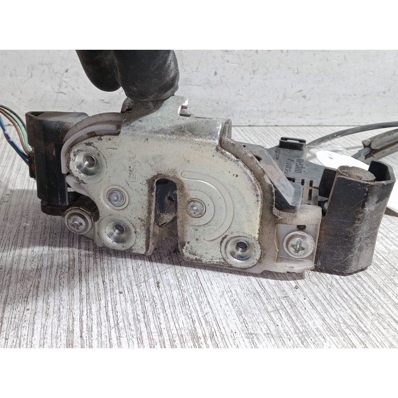 Recambio de cerradura puerta delantera izquierda para mitsubishi colt vi (z3_a, z2_a) 1.3 (z21a) referencia OEM IAM   