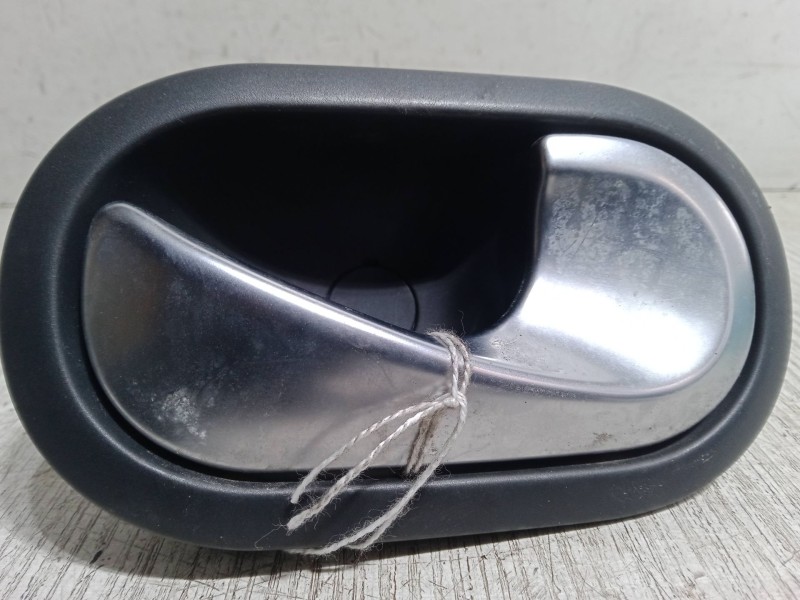 Recambio de maneta interior puerta trasera derecha para renault megane ii station wagon (km0/1_) 1.9 dci referencia OEM IAM   