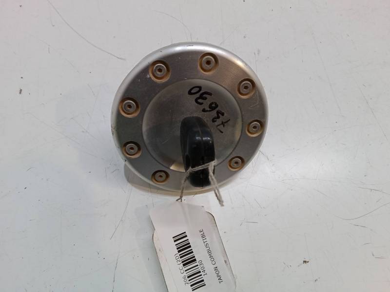 TAPON COMBUSTIBLE 