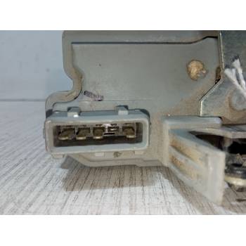 CERRADURA PUERTA TRASERA IZQUIERDA 