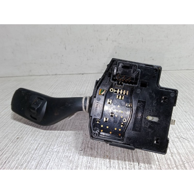 Recambio de mando de intermitencia para ford focus ii (da_, hcp, dp) 1.8 tdci referencia OEM IAM   
