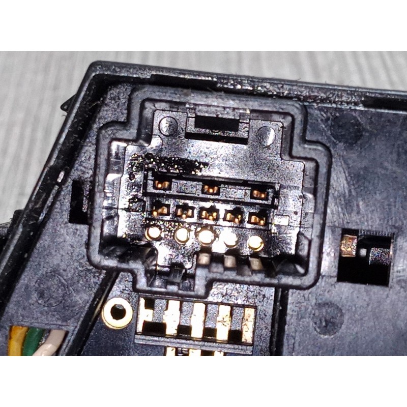 Recambio de mando de intermitencia para ford focus ii (da_, hcp, dp) 1.8 tdci referencia OEM IAM   