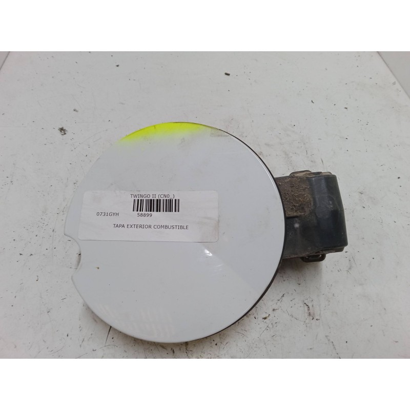 Recambio de tapa exterior combustible para renault twingo ii (cn0_) 1.2 16v (cn04, cn0a, cn0b) referencia OEM IAM   
