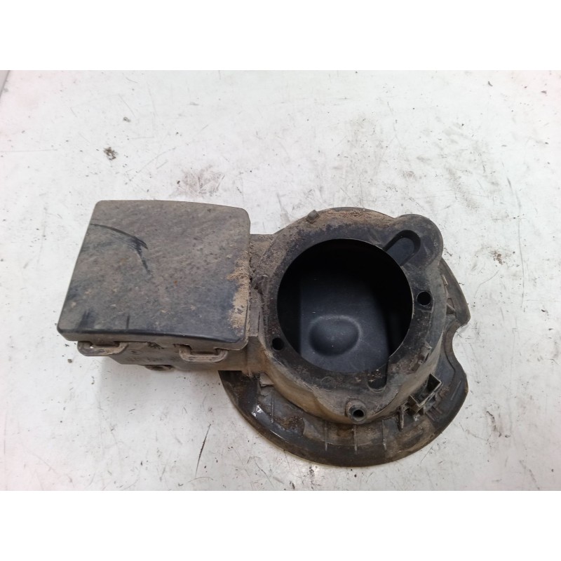 Recambio de tapa exterior combustible para renault twingo ii (cn0_) 1.2 16v (cn04, cn0a, cn0b) referencia OEM IAM   