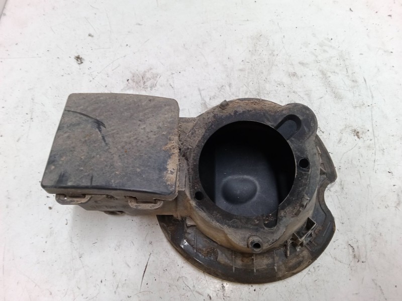 Recambio de tapa exterior combustible para renault twingo ii (cn0_) 1.2 16v (cn04, cn0a, cn0b) referencia OEM IAM   