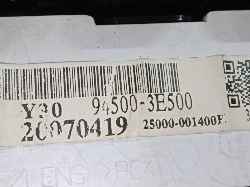 Recambio de pantalla interior reloj para kia sorento i (jc) 2.5 crdi referencia OEM IAM 945003E500  