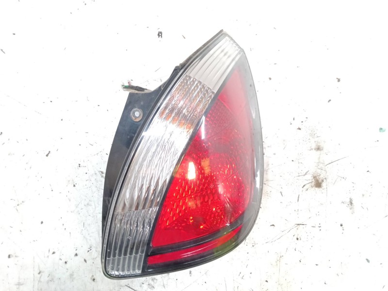 Recambio de piloto trasero derecho para kia rio ii (jb) 1.5 crdi referencia OEM IAM   