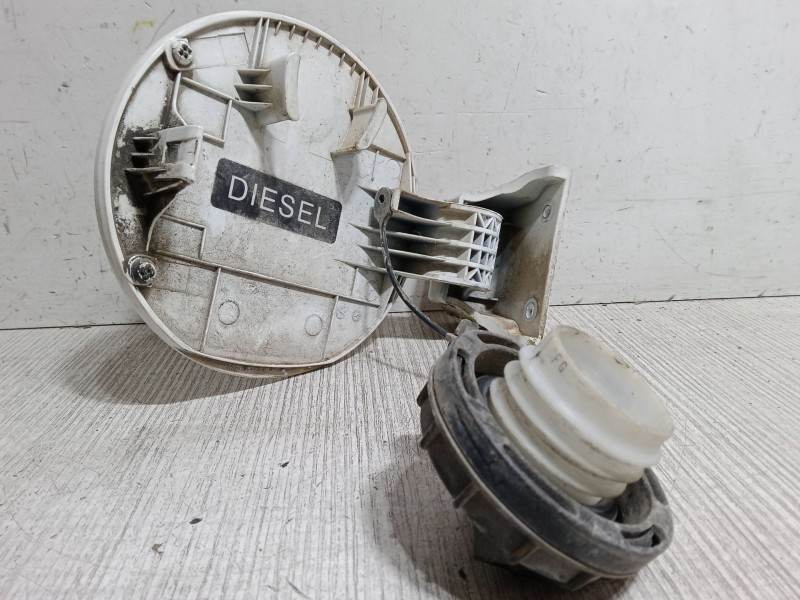 Recambio de tapa exterior combustible para hyundai ix35 (lm, el, elh) 1.7 crdi referencia OEM IAM   