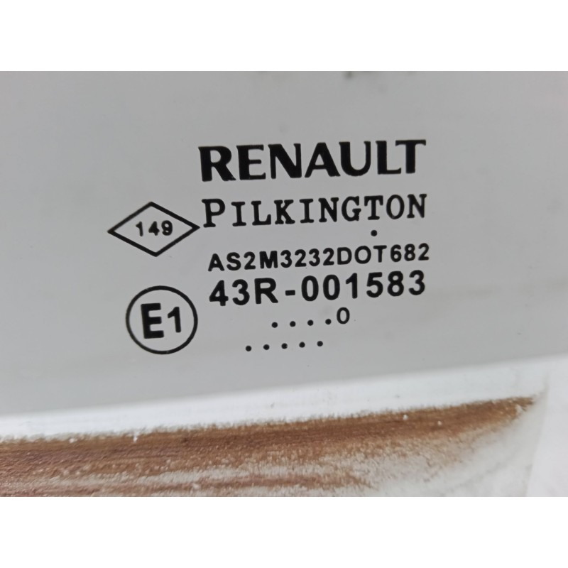 Recambio de luna puerta delantera izquierda para renault twingo ii (cn0_) 1.2 16v (cn04, cn0a, cn0b) referencia OEM IAM   