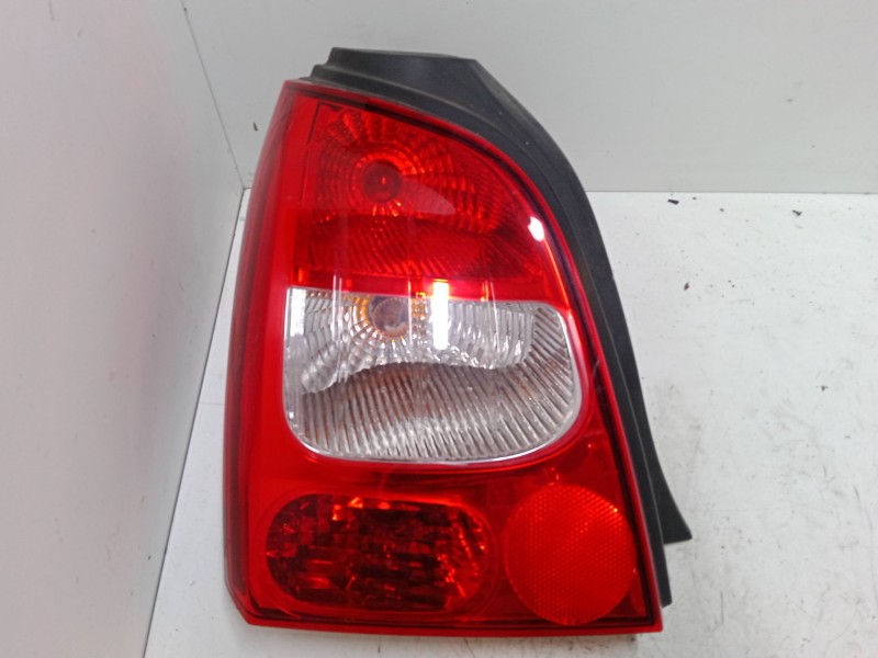 Recambio de piloto trasero izquierdo para renault twingo ii (cn0_) 1.2 16v (cn04, cn0a, cn0b) referencia OEM IAM   