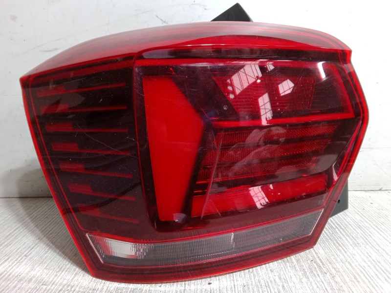 Recambio de piloto led trasero izquierdo para volkswagen polo vi (aw1, bz1, ae1) 1.0 tsi referencia OEM IAM 2G0945111B  