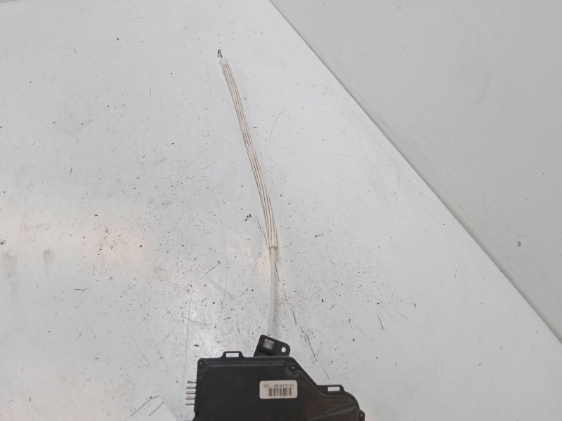 Recambio de cerradura puerta delantera izquierda para audi a6 c5 avant (4b5, 4b6) 2.5 tdi referencia OEM IAM    Recambio de cerradura puerta delantera izquierda para audi a6 c5 avant (4b5, 4b6) 2.5 tdi referencia OEM IAM