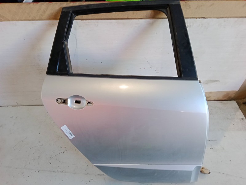 Recambio de puerta trasera derecha para renault grand scénic iii (jz0/1_) 1.5 dci referencia OEM IAM   