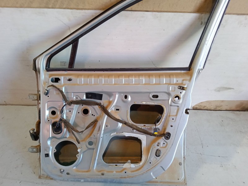 Recambio de puerta delantera derecha para renault grand scénic iii (jz0/1_) 1.5 dci referencia OEM IAM   
