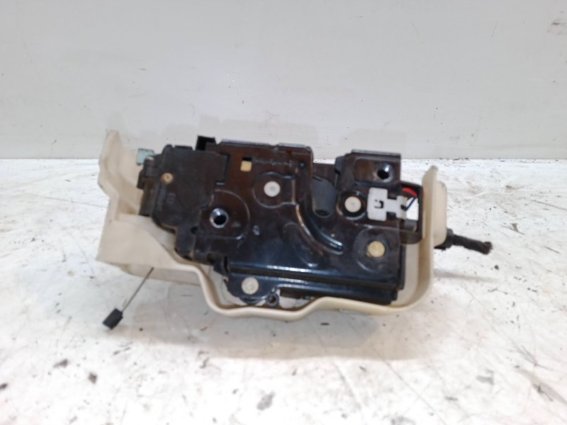 Recambio de cerradura puerta delantera izquierda para volkswagen touran (1t1, 1t2) 2.0 tdi 16v referencia OEM IAM    Recambio de cerradura puerta delantera izquierda para volkswagen touran (1t1, 1t2) 2.0 tdi 16v referencia OEM IAM