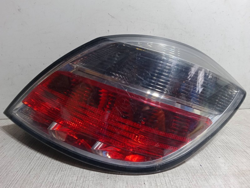 Recambio de piloto trasero derecho para opel astra h (a04) 1.7 cdti (l48) referencia OEM IAM   